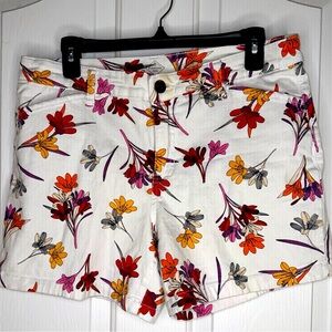 St. John's Bay Women's White Multi- Floral Shorts
Size 12